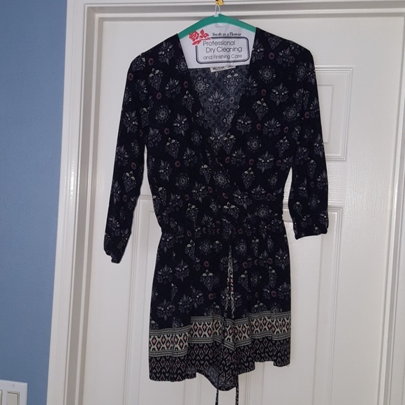 Hollister Pants - Hollister Romper Sz. XS Wrap Front